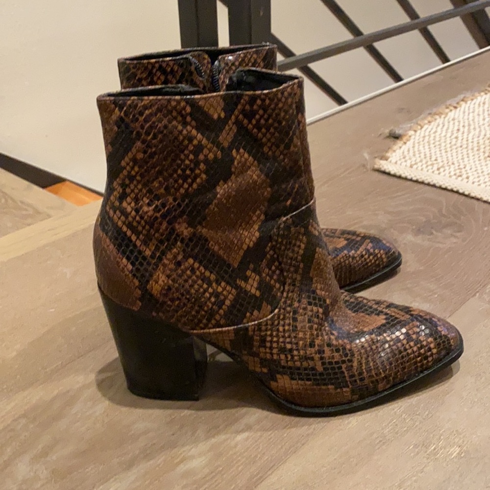 Snakeskin zara boots